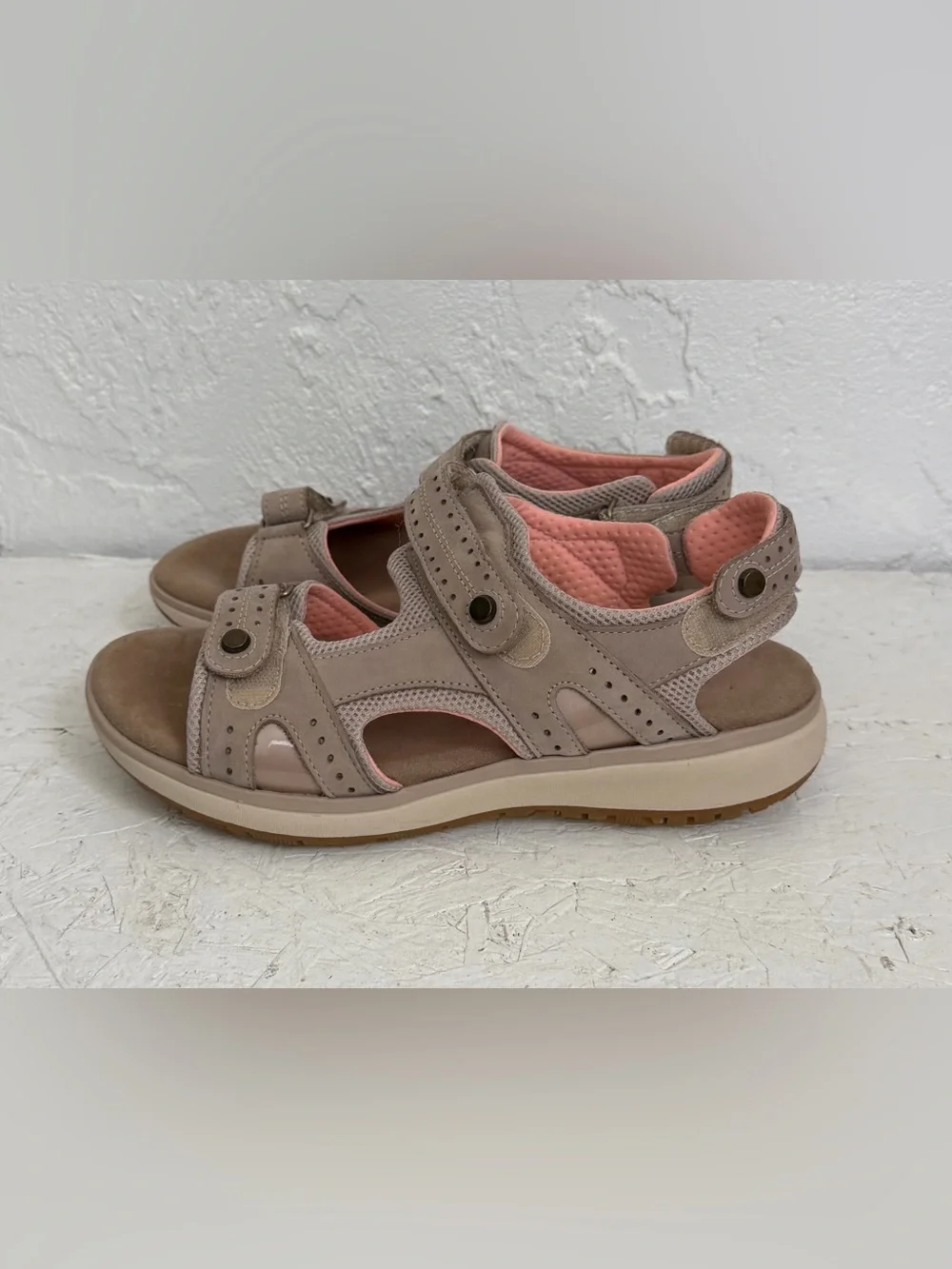SAS Embark Sandals Womens 8.5 N Taupe Walking Tripad Comfort Adjustable Strap